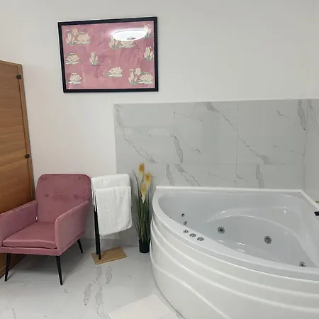 Royal Wellness Апартаменты Хевиз